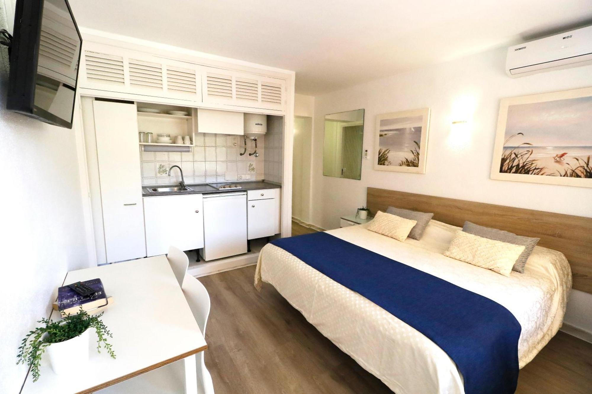 Naika Studios & Apartments Пальма Нова Экстерьер фото