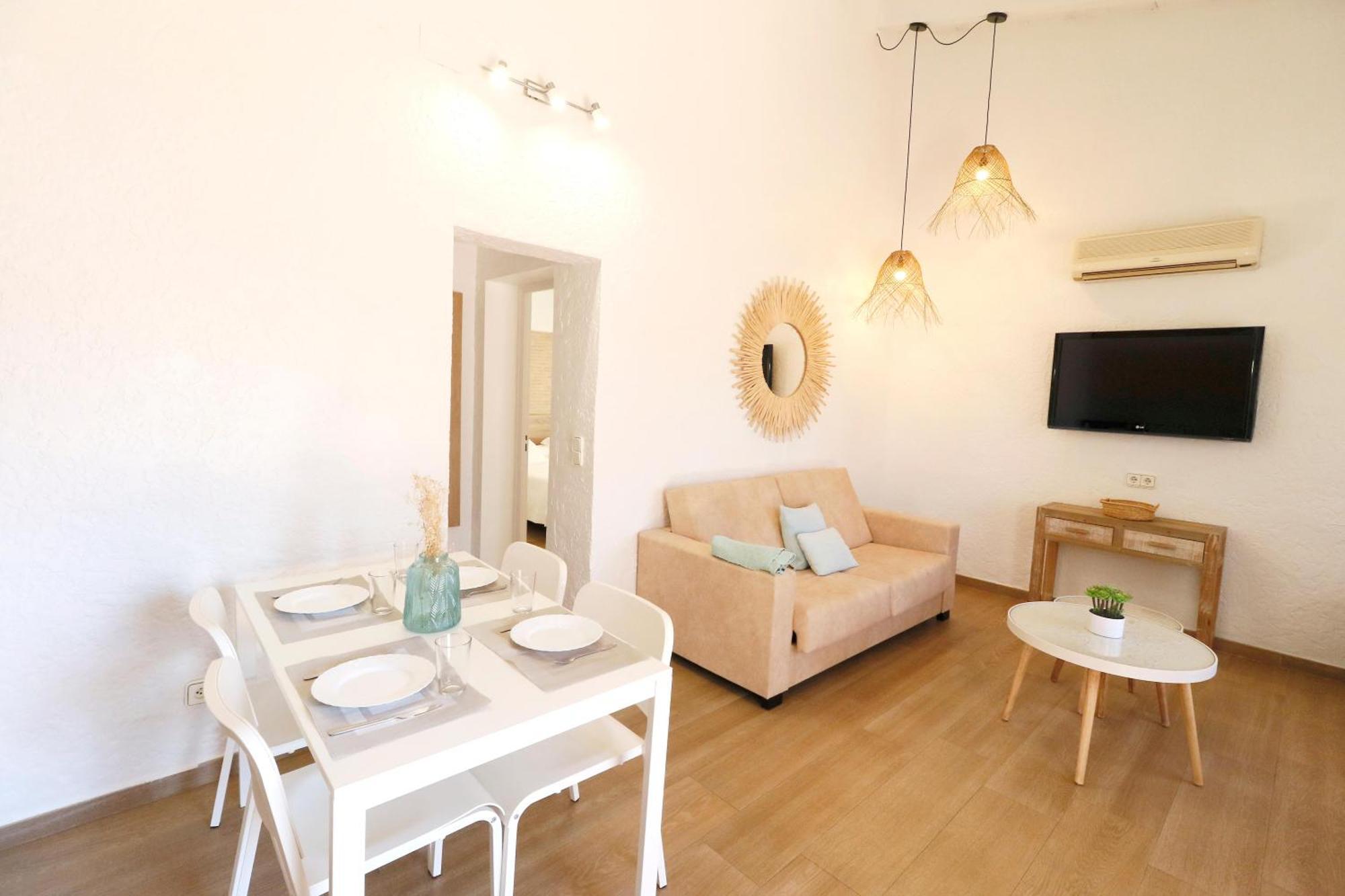Naika Studios & Apartments Пальма Нова Экстерьер фото